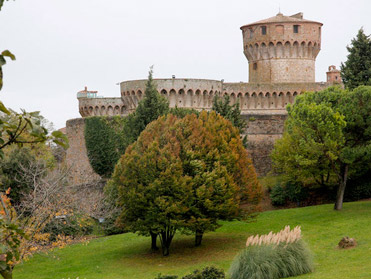 Un tour poco classico. Visita guidata alla Volterra poco nota.