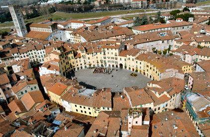 LUCCA