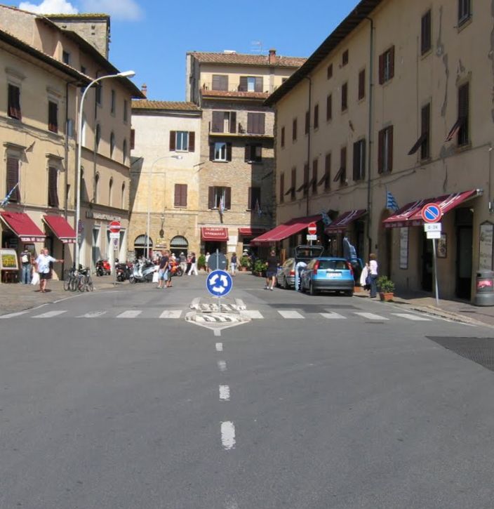 RIAPRE IL VIALE DEI PONTI A VOLTERRA